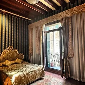 https://ca-san-zaccaria.hotelinveneto.com